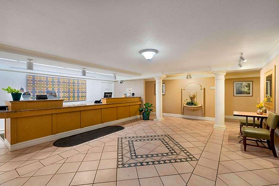 La Quinta Inn & Suites by Wyndham Cheyenne