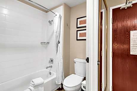 Queen Suite with Two Queen Beds - Non-Smoking