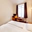 Hotel Ahl Meerkatzen Koln