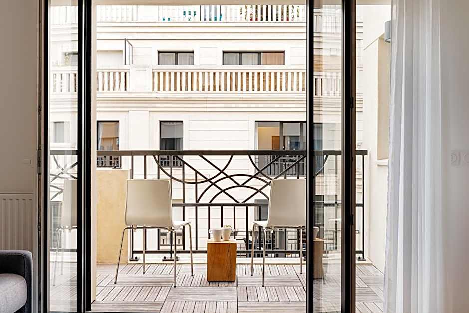 Edgar Suites Châtillon