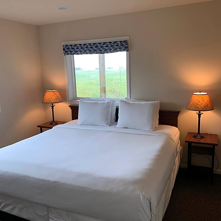 Photo 1 of 4 of Family Suite