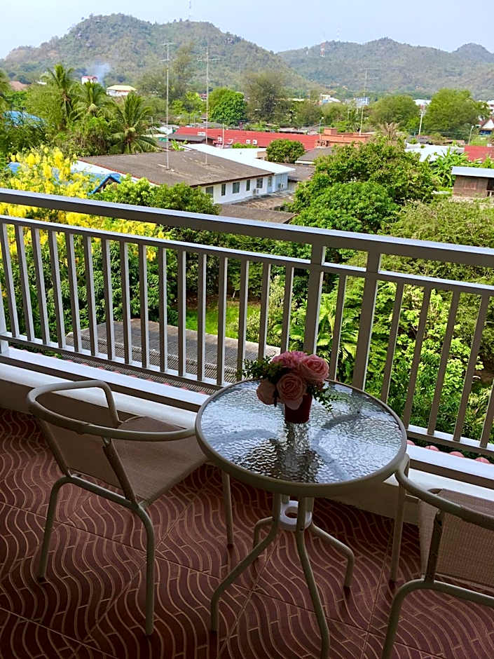 Baan Klang Condo Hotel Hua Hin