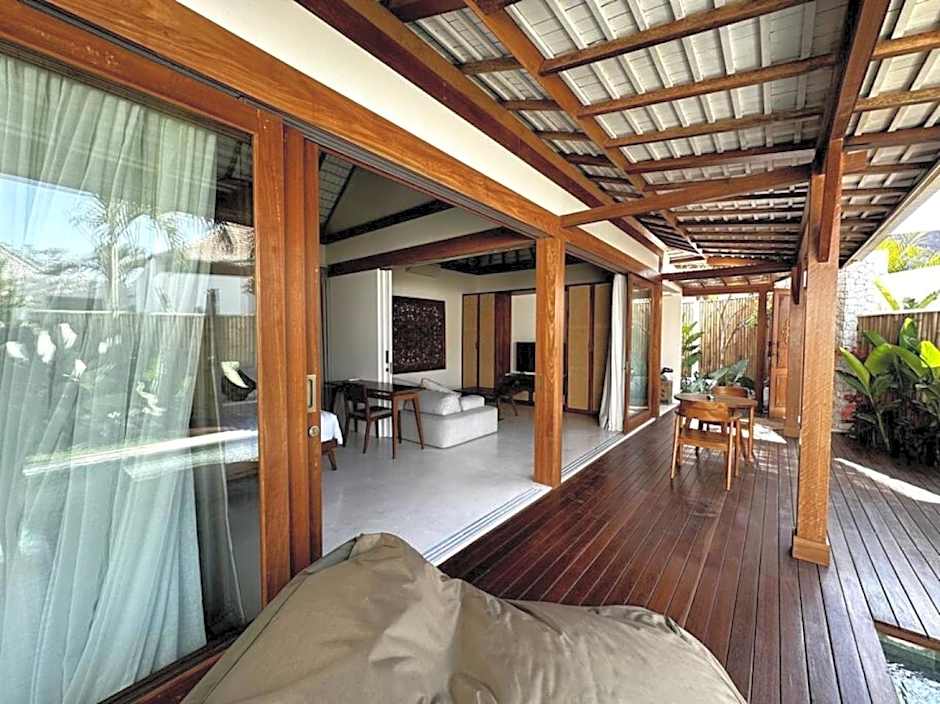 Di Cappio Studio Uluwatu