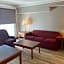 Days Inn & Suites by Wyndham Arlington Heights