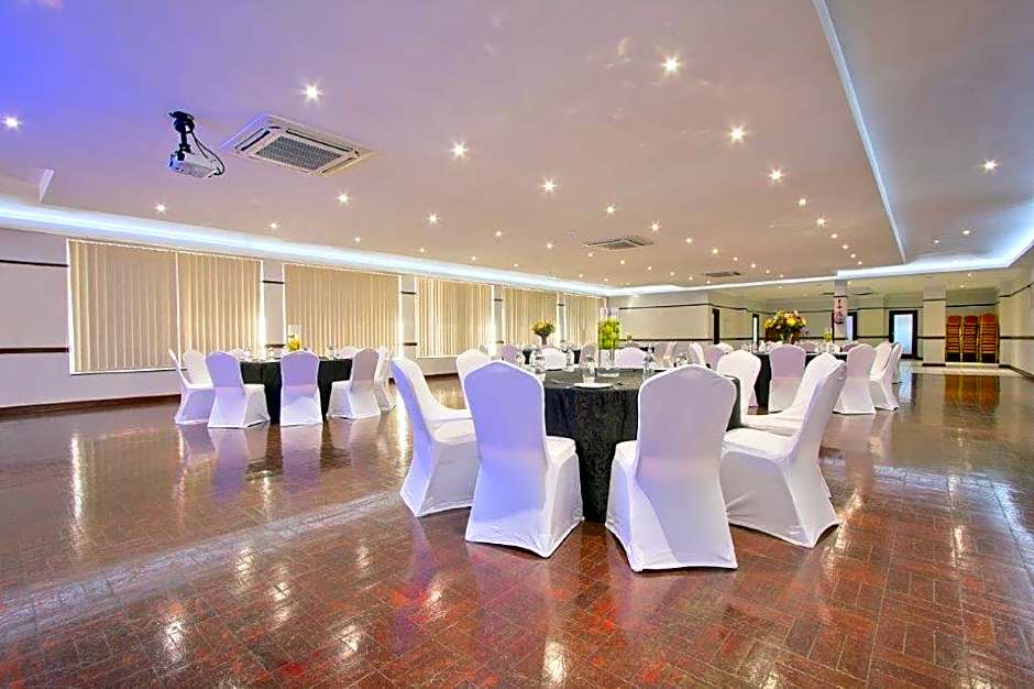 THE Pretoria Hotel