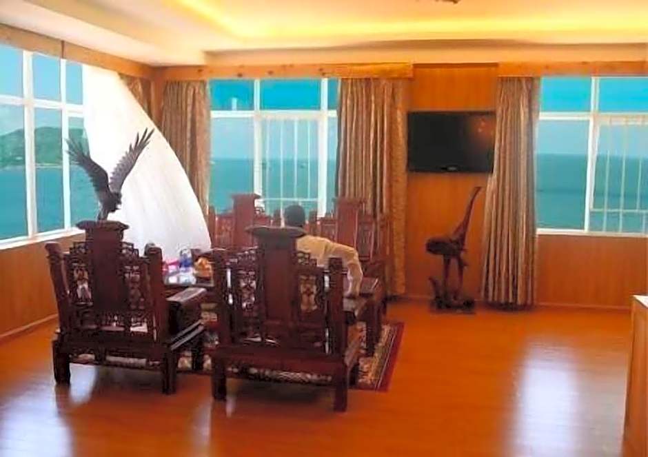 Hoang Yen Hotel 1