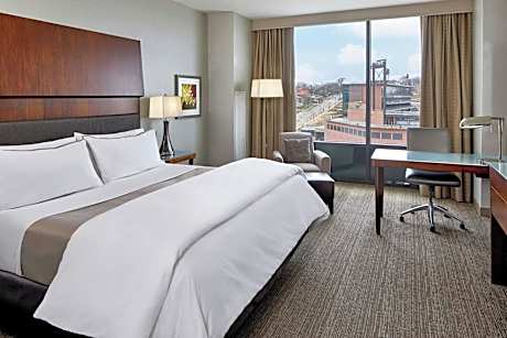 Deluxe Room, 1 King Bed