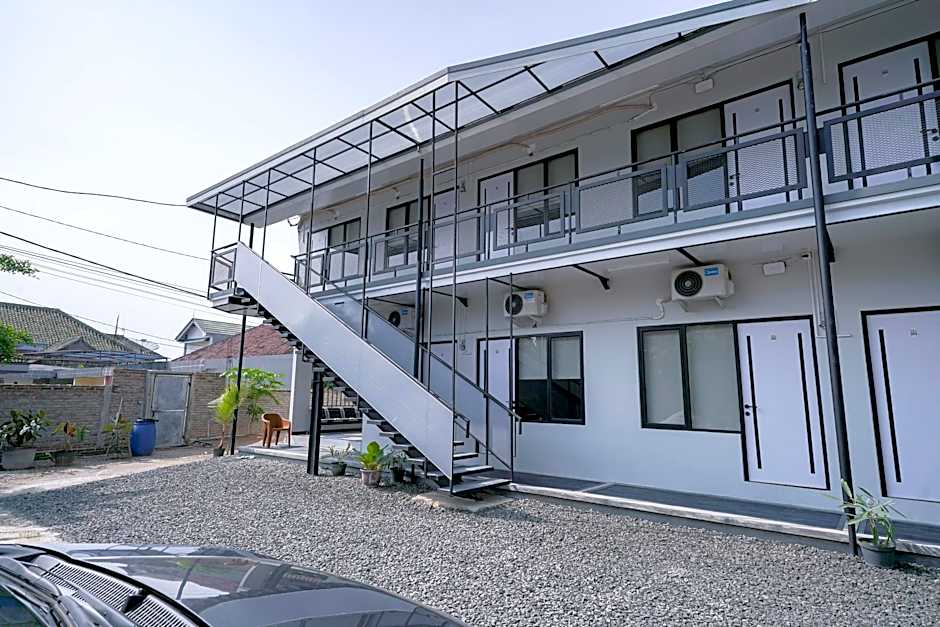 RedDoorz Plus Syariah @ Jalan Endro Suratmin Lampung