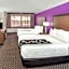 La Quinta Inn & Suites by Wyndham Lubbock West Medical Center