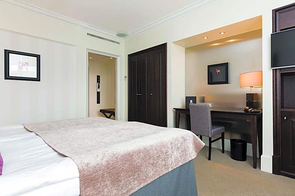 Elite Park Avenue Hotel