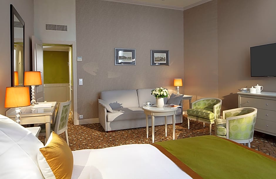 Chateau Frontenac Hotel