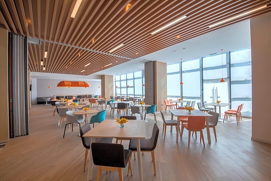Holiday Inn Express Xiamen Airport Zone By IHG