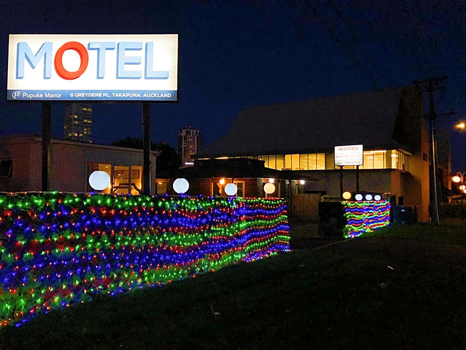 PUPUKE MANOR MOTEL