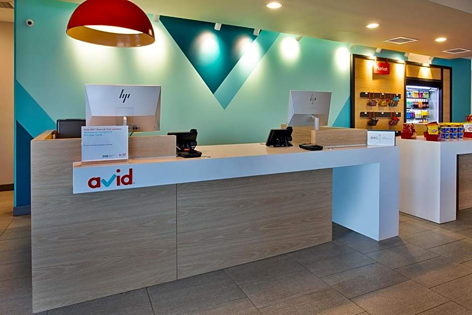avid hotels - Detroit - Warren By IHG