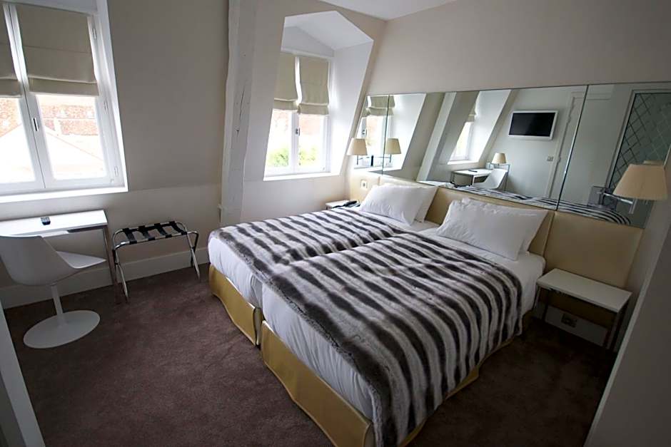 Le Cesar Hotel