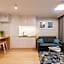 Q17 Apartments Rynek