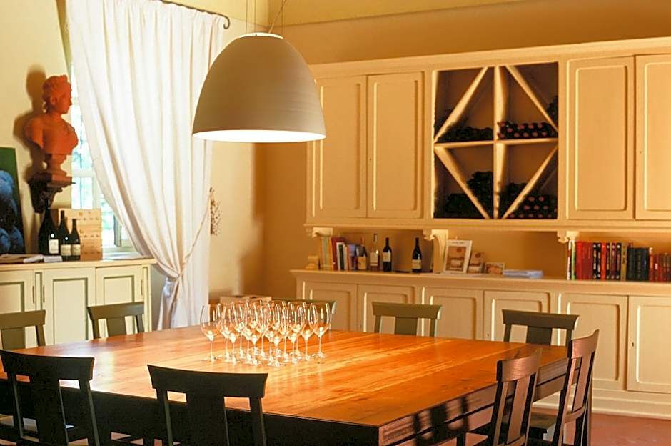 Marchesi Alfieri - Cantine e Ospitalità