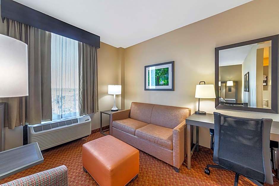 Best Western Plus Kendall Hotel & Suites
