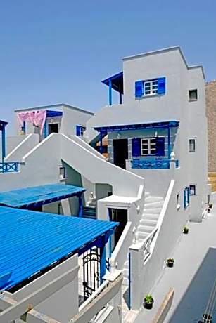 Lunar Santorini Hotel