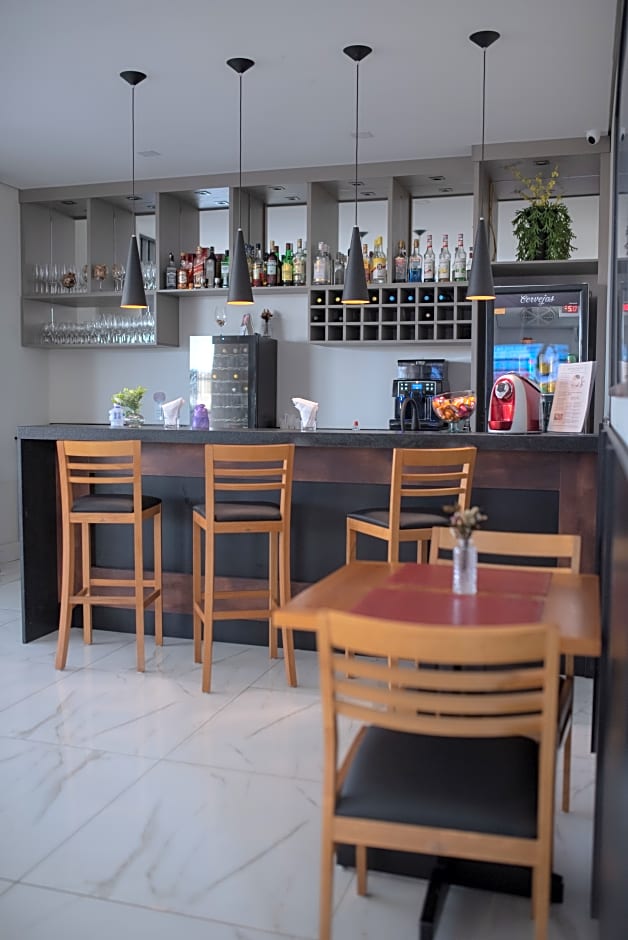 Bristol Infinity Hotel