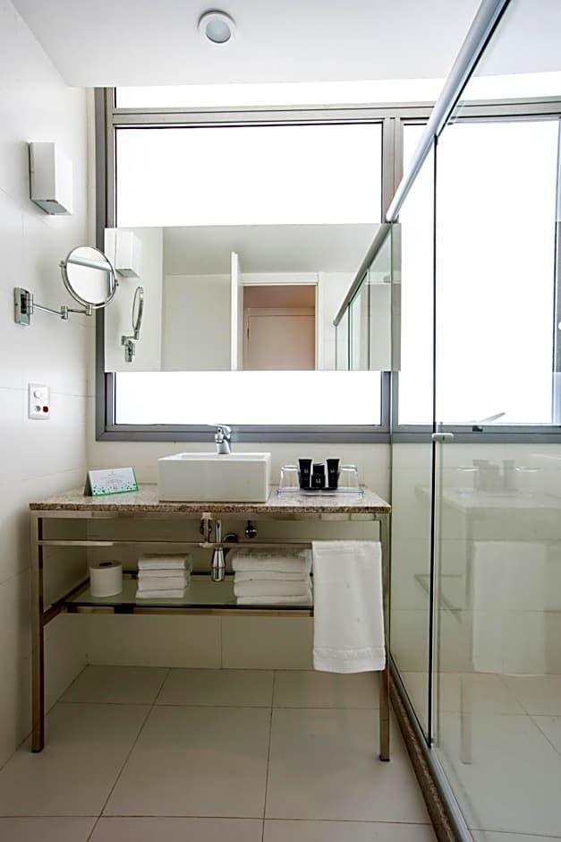 H Niteroi Hotel