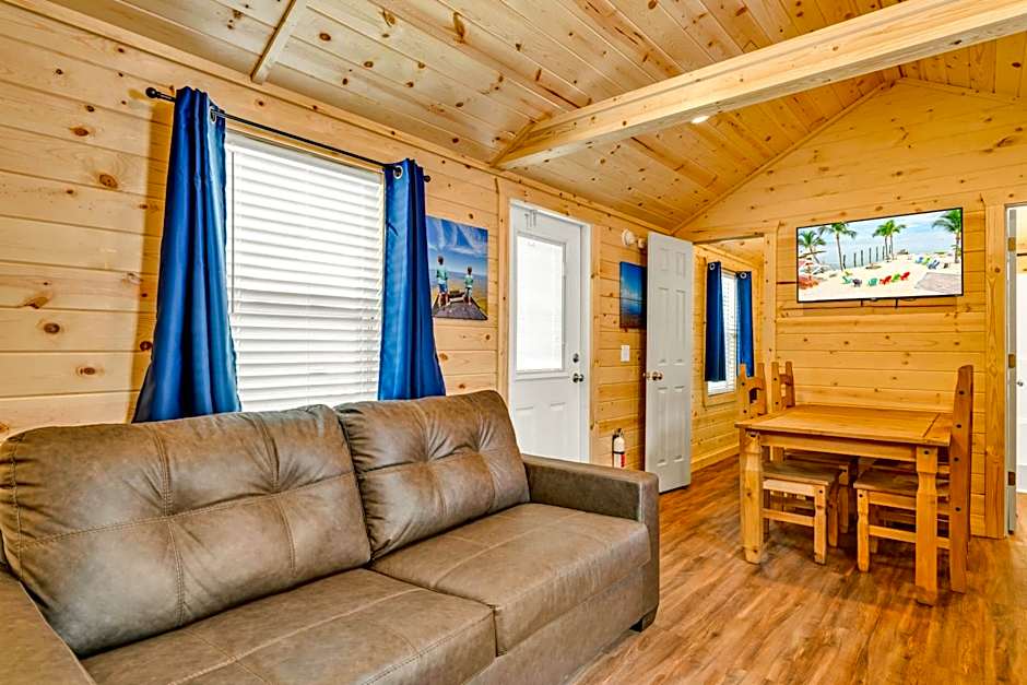 Cabins at Bonefish Bay