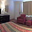 Hilltop Inn & Suites