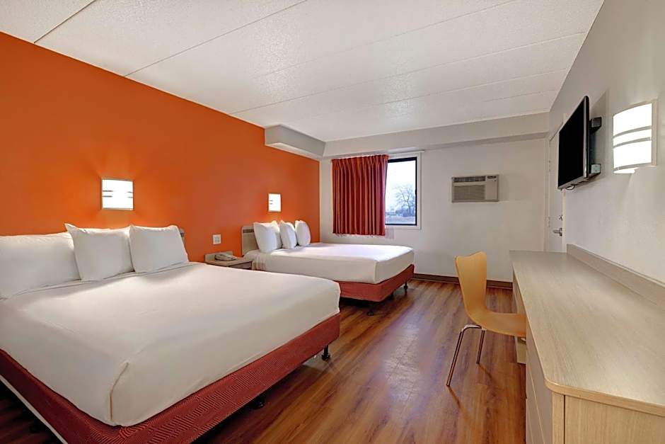 Motel 6-Lakeville, MN - South - Lakeville
