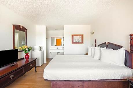 Premium King Bed Smoking