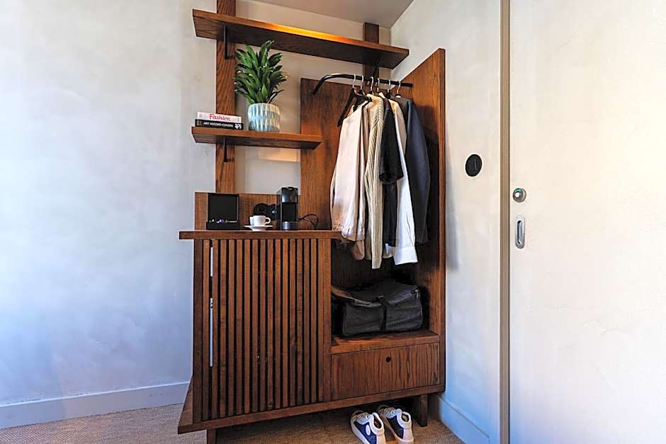 chic&basic Tokyo Hoose