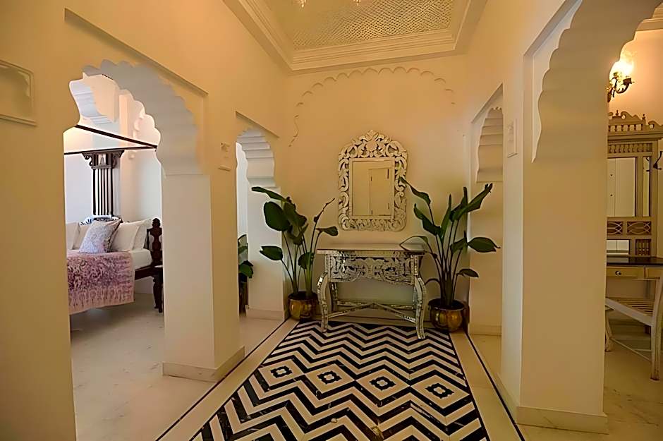 Jagat Niwas Palace Hotel