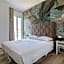 Hotel President