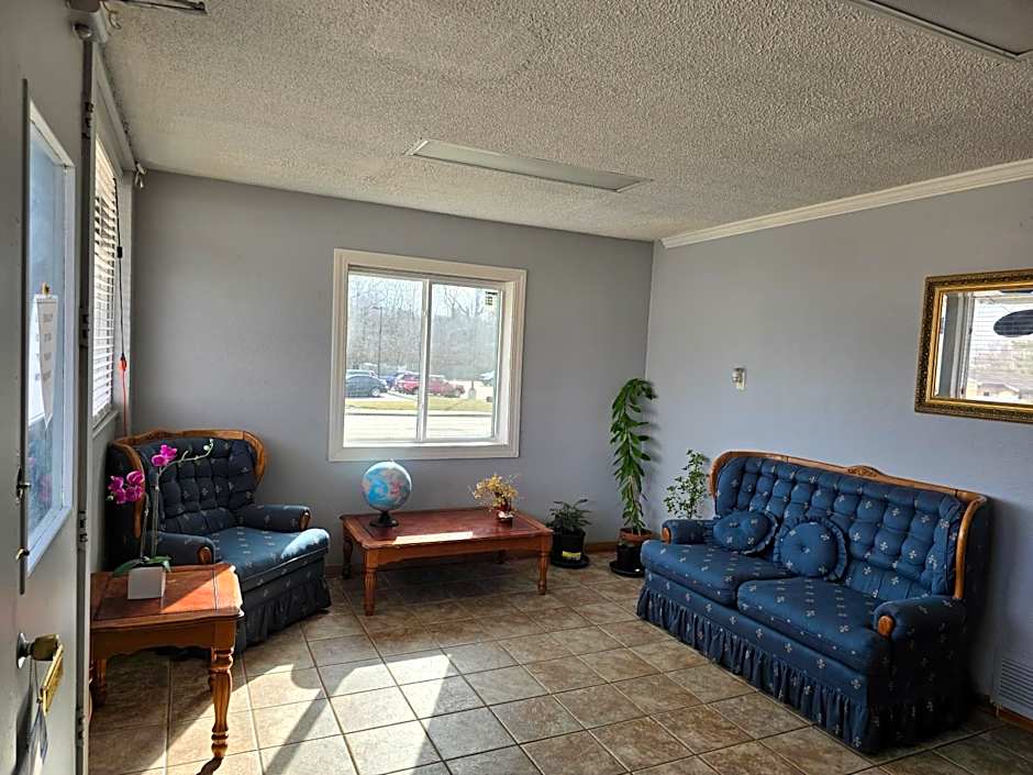Richmond Inn and Suites