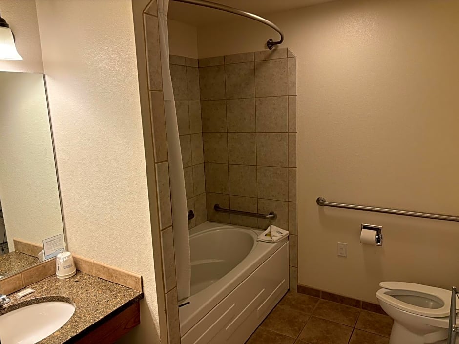 Super 8 by Wyndham Rexburg