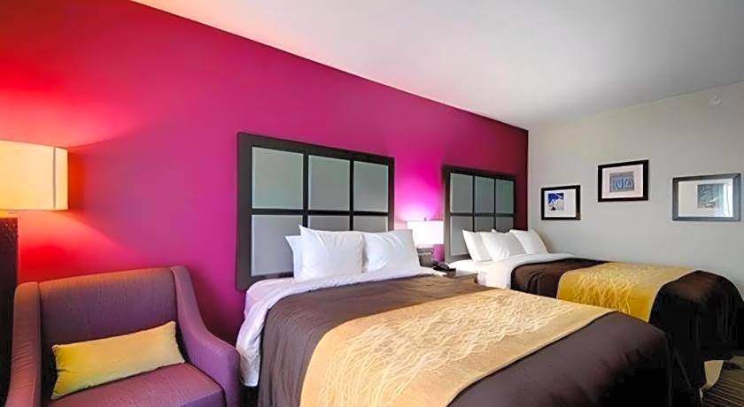 Comfort Inn & Suites