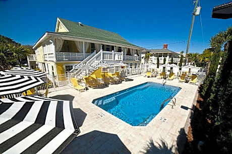 Georgianne Inn & Suites