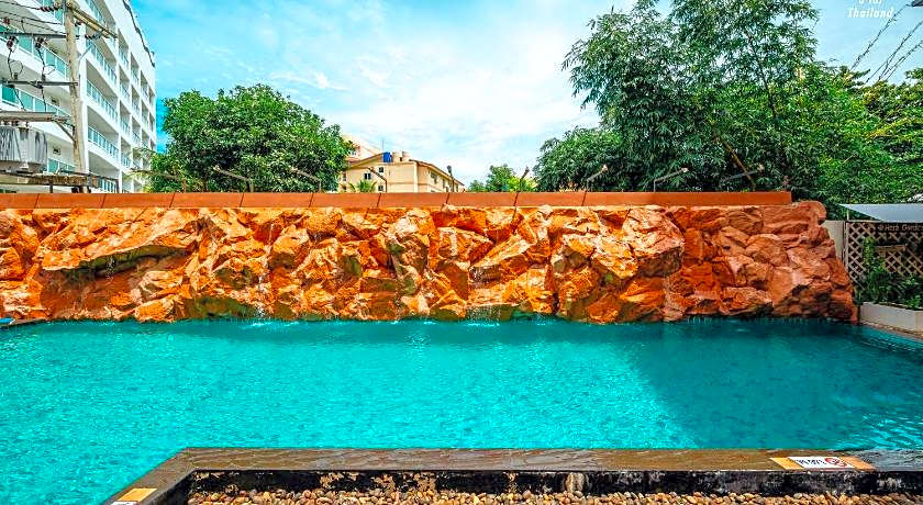 Centara Nova Hotel Pattaya