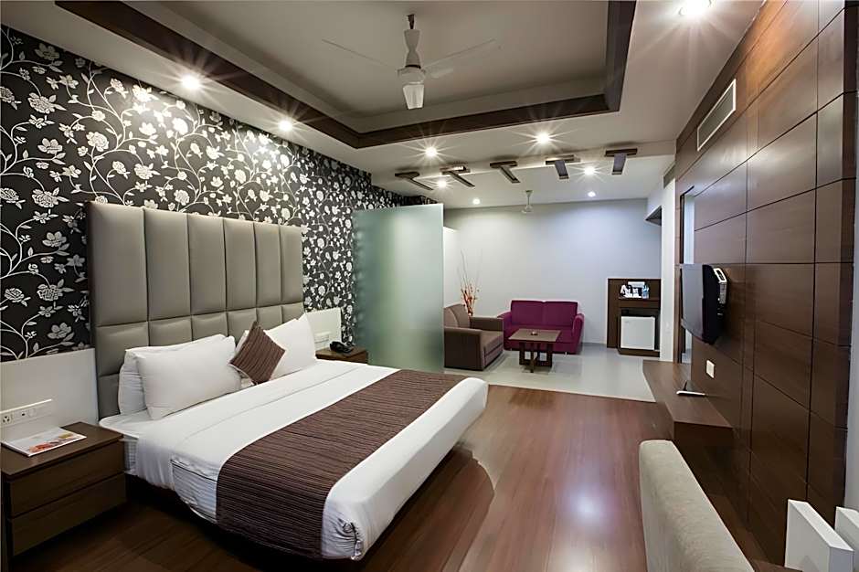 Hotel Narulas Aurrum