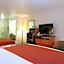 Best Western Plus Twin View Inn & Suites
