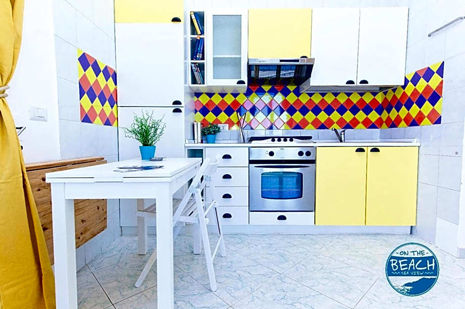 On the beach Sea-view&Kitchen In Room