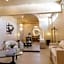 Presidential Studio with Gated Parking at Casas Sanblu