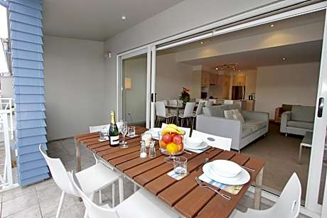 Family Three-Bedroom Apartment