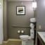 Holiday Inn Hotel & Suites Bloomington Airport By IHG