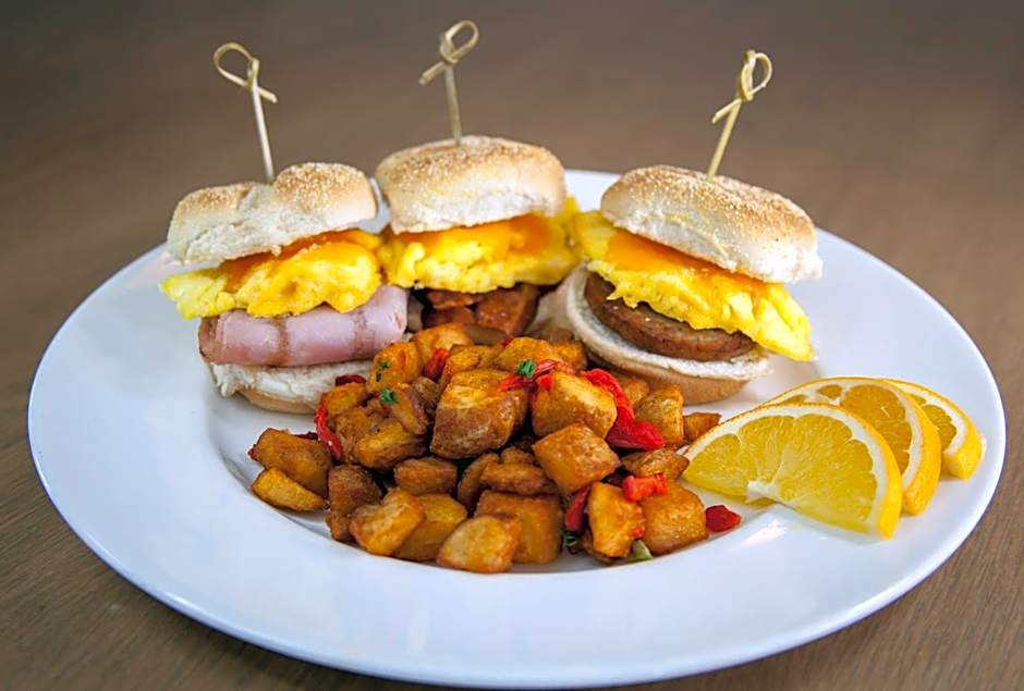 Holiday Inn Scottsdale North- Airpark By IHG