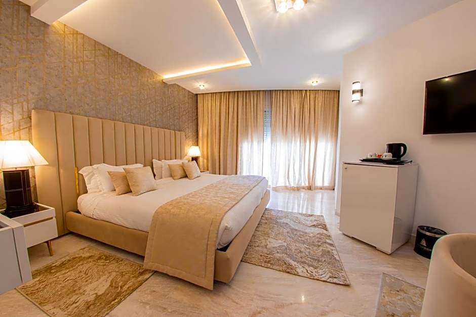 The Penthouse Suites Hotel