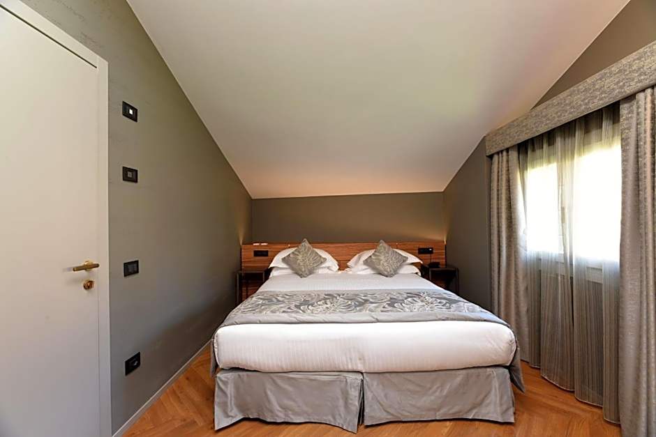 Rosa Salva Hotel