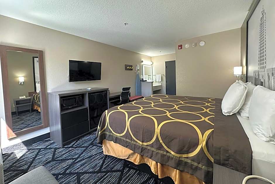 Photo 1 of 1 of 1 King Bed, Mobility Accessible