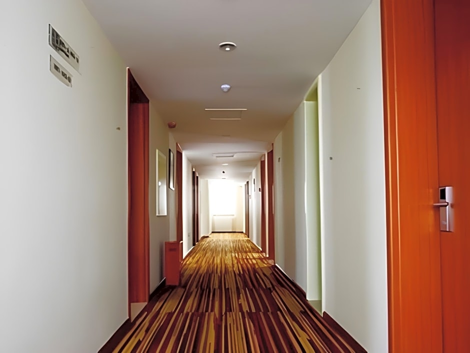 Jinjiang Inn Style Wehai Haibin South Road Haishang Park