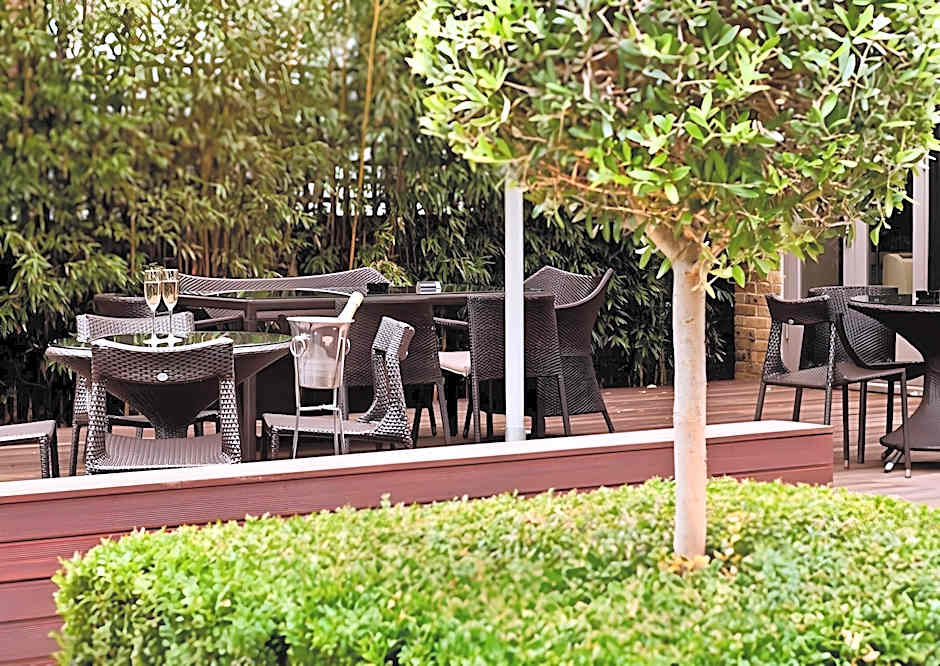 Hotel 55