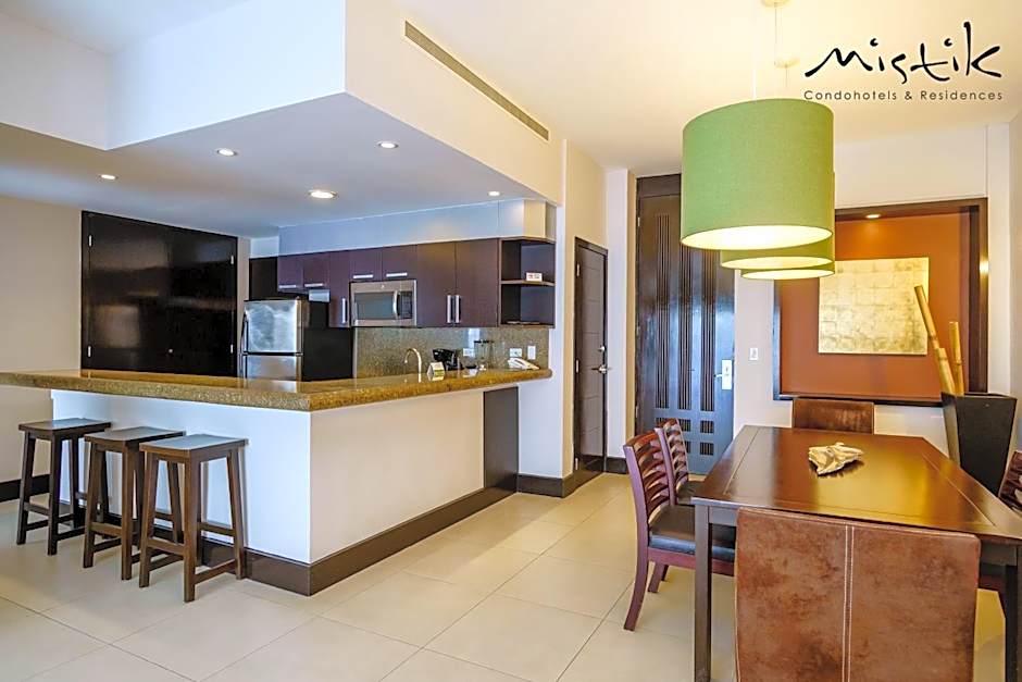 Aldea Thai Luxury by Mistik